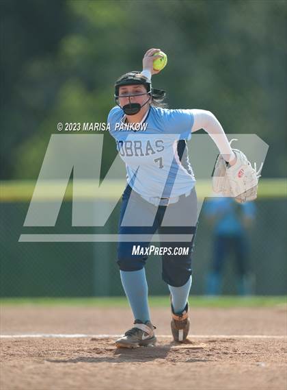 Thumbnail 1 in Bishop Grimes vs Phoenix photogallery.