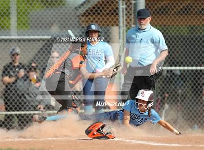 Thumbnail 1 in Bishop Grimes vs Phoenix photogallery.