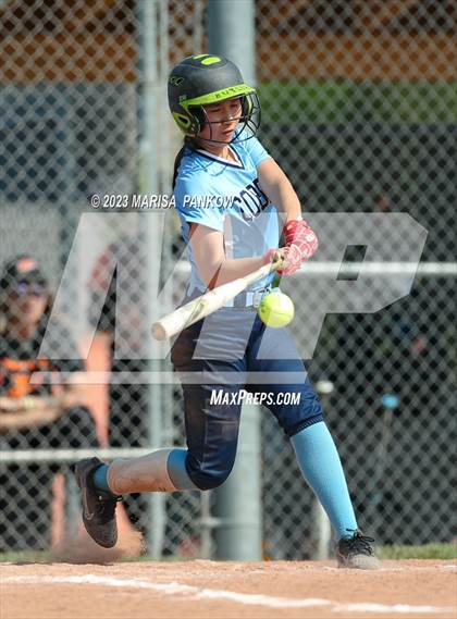 Thumbnail 2 in Bishop Grimes vs Phoenix photogallery.