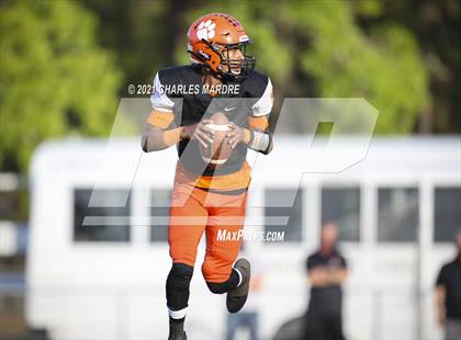 Thumbnail 3 in Jack Britt @ South View (NCHSAA Playoffs Round 1) photogallery.