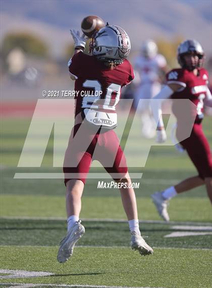 Thumbnail 1 in East vs. Cedar Valley (UHSAA 5A First Round Playoff) photogallery.