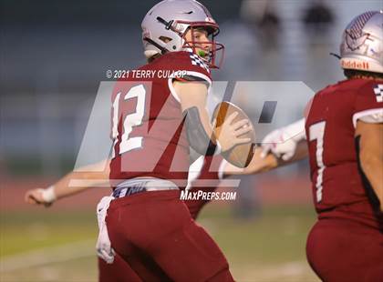 Thumbnail 1 in East vs. Cedar Valley (UHSAA 5A First Round Playoff) photogallery.