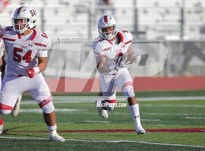 Thumbnail 1 in East vs. Cedar Valley (UHSAA 5A First Round Playoff) photogallery.