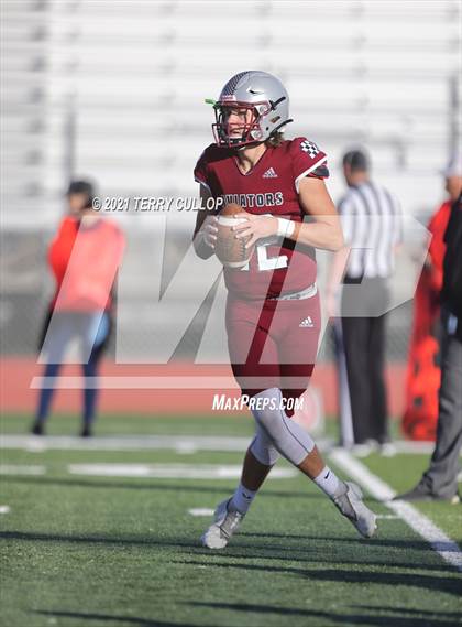 Thumbnail 2 in East vs. Cedar Valley (UHSAA 5A First Round Playoff) photogallery.