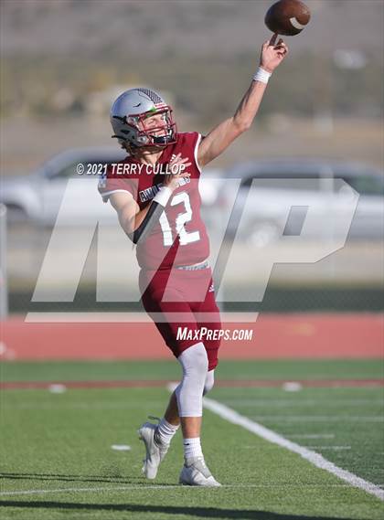 Thumbnail 2 in East vs. Cedar Valley (UHSAA 5A First Round Playoff) photogallery.