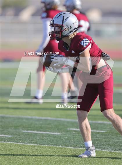Thumbnail 1 in East vs. Cedar Valley (UHSAA 5A First Round Playoff) photogallery.