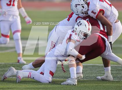 Thumbnail 3 in East vs. Cedar Valley (UHSAA 5A First Round Playoff) photogallery.