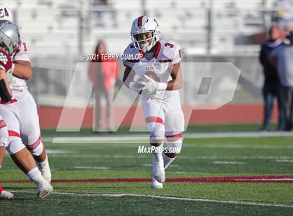 Thumbnail 2 in East vs. Cedar Valley (UHSAA 5A First Round Playoff) photogallery.