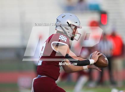 Thumbnail 1 in East vs. Cedar Valley (UHSAA 5A First Round Playoff) photogallery.