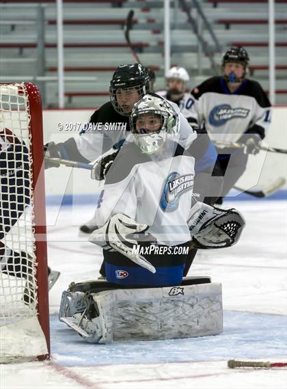 Thumbnail 2 in Lakeshore vs Fox Cities (Turkey Tournament) photogallery.