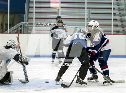 Thumbnail 2 in Lakeshore vs Fox Cities (Turkey Tournament) photogallery.