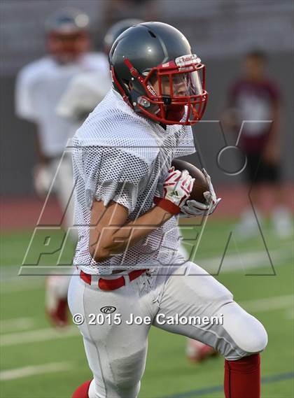 Thumbnail 1 in Lee [Robert E.] vs Highlands (Scrimmage) photogallery.