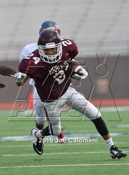 Thumbnail 3 in Lee [Robert E.] vs Highlands (Scrimmage) photogallery.