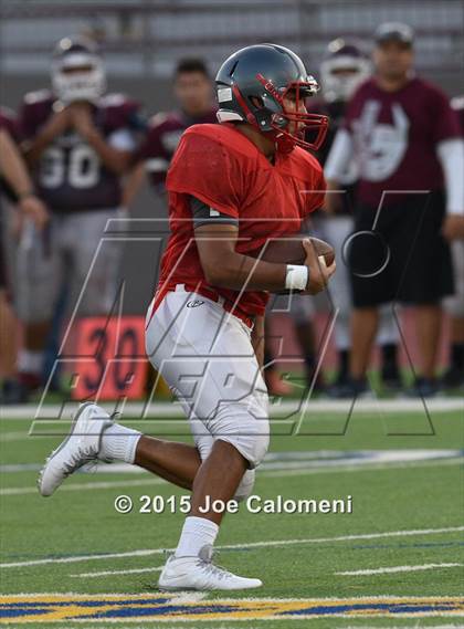 Thumbnail 1 in Lee [Robert E.] vs Highlands (Scrimmage) photogallery.