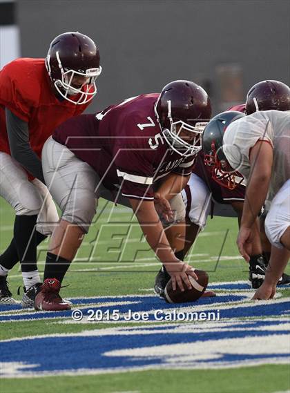 Thumbnail 3 in Lee [Robert E.] vs Highlands (Scrimmage) photogallery.
