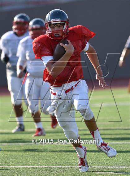 Thumbnail 1 in Lee [Robert E.] vs Highlands (Scrimmage) photogallery.
