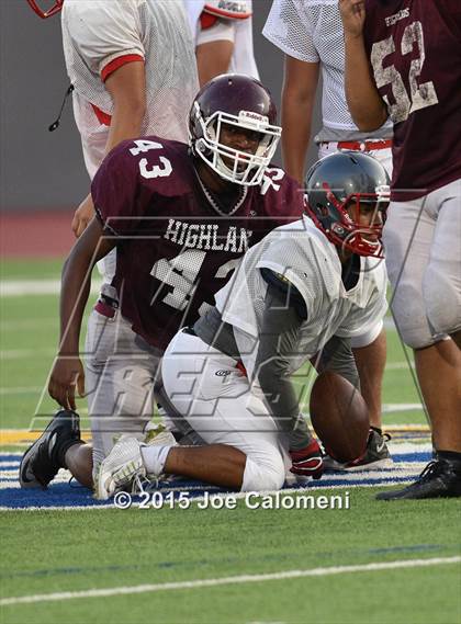 Thumbnail 1 in Lee [Robert E.] vs Highlands (Scrimmage) photogallery.