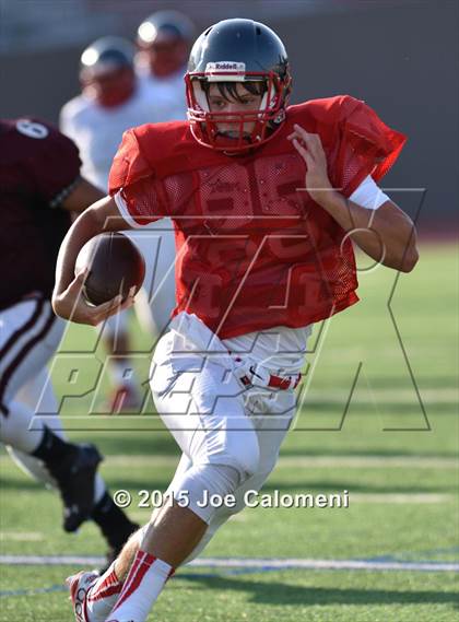 Thumbnail 2 in Lee [Robert E.] vs Highlands (Scrimmage) photogallery.