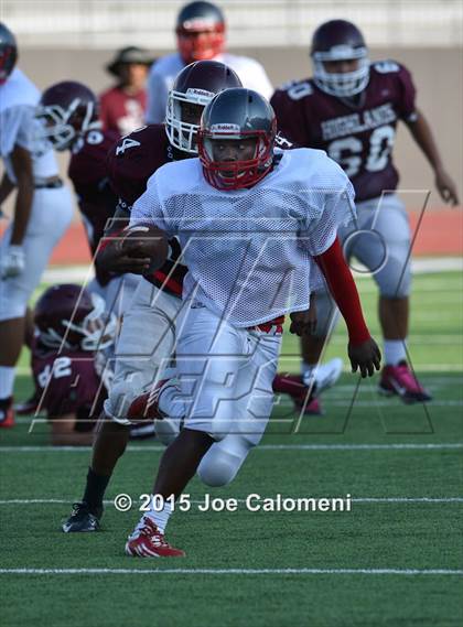 Thumbnail 2 in Lee [Robert E.] vs Highlands (Scrimmage) photogallery.