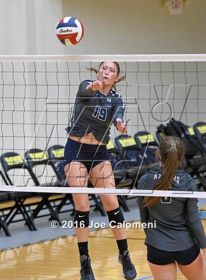Thumbnail 1 in Reagan [Ronald] vs Smithson Valley (NEISD Invitational) photogallery.