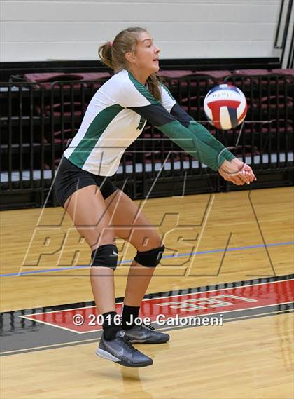 Thumbnail 1 in Reagan [Ronald] vs Smithson Valley (NEISD Invitational) photogallery.