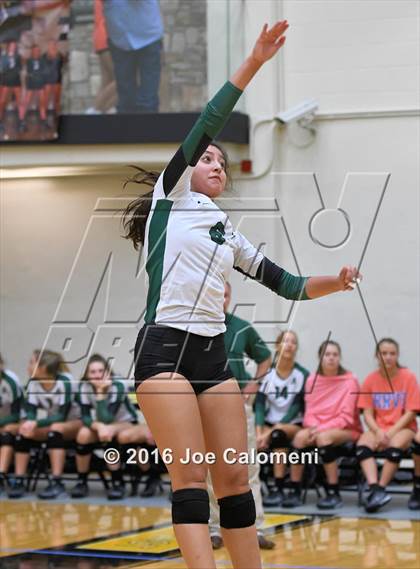 Thumbnail 1 in Reagan [Ronald] vs Smithson Valley (NEISD Invitational) photogallery.