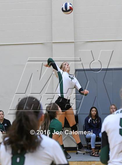 Thumbnail 1 in Reagan [Ronald] vs Smithson Valley (NEISD Invitational) photogallery.