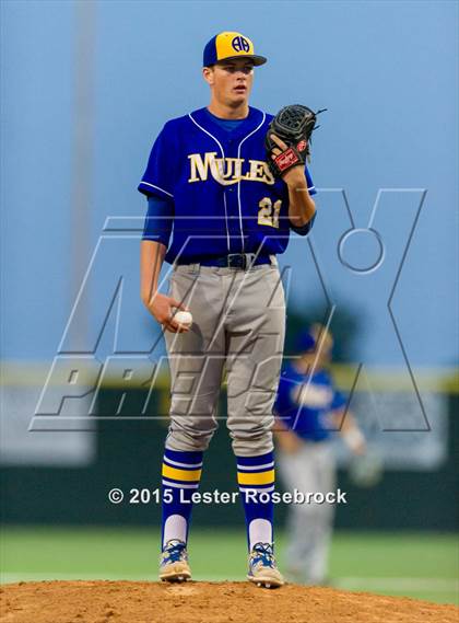 Thumbnail 2 in Alamo Heights vs. Dripping Springs (5A Regional Quarterfinals) photogallery.