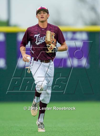 Thumbnail 1 in Alamo Heights vs. Dripping Springs (5A Regional Quarterfinals) photogallery.