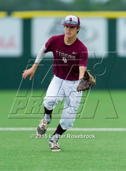 Thumbnail 3 in Alamo Heights vs. Dripping Springs (5A Regional Quarterfinals) photogallery.