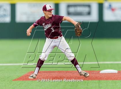 Thumbnail 2 in Alamo Heights vs. Dripping Springs (5A Regional Quarterfinals) photogallery.