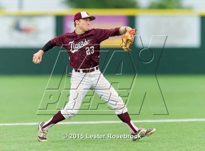 Thumbnail 3 in Alamo Heights vs. Dripping Springs (5A Regional Quarterfinals) photogallery.