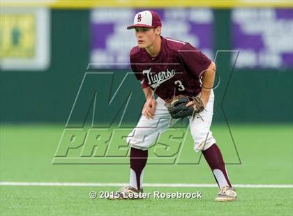 Thumbnail 1 in Alamo Heights vs. Dripping Springs (5A Regional Quarterfinals) photogallery.