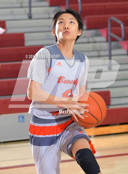 Thumbnail 1 in Woodcreek vs. Beverly Hills (Rancho Mirage Holiday Invitational) photogallery.