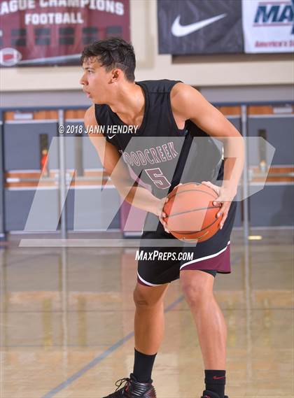 Thumbnail 3 in Woodcreek vs. Beverly Hills (Rancho Mirage Holiday Invitational) photogallery.
