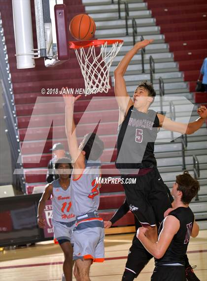 Thumbnail 3 in Woodcreek vs. Beverly Hills (Rancho Mirage Holiday Invitational) photogallery.