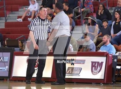 Thumbnail 2 in Woodcreek vs. Beverly Hills (Rancho Mirage Holiday Invitational) photogallery.