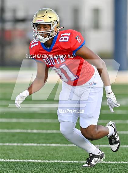 Thumbnail 3 in Murat Shriner North South All Star Classic photogallery.