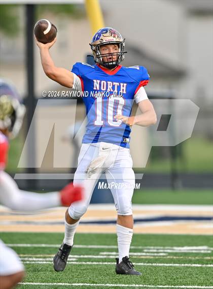 Thumbnail 2 in Murat Shriner North South All Star Classic photogallery.