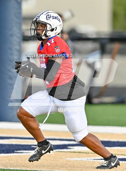 Thumbnail 3 in Murat Shriner North South All Star Classic photogallery.