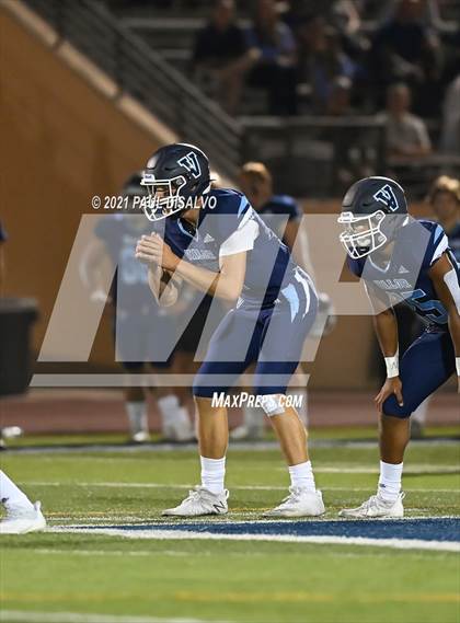 Thumbnail 2 in Eastside Catholic @ Valor Christian photogallery.