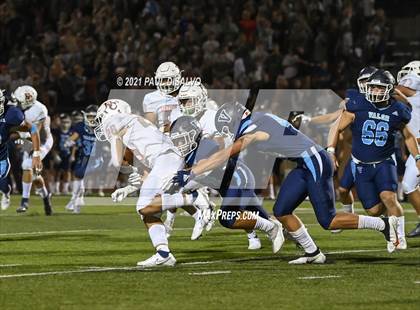 Thumbnail 1 in Eastside Catholic @ Valor Christian photogallery.