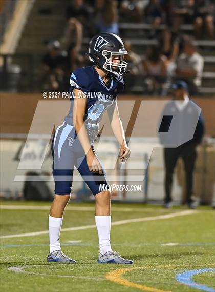 Thumbnail 1 in Eastside Catholic @ Valor Christian photogallery.