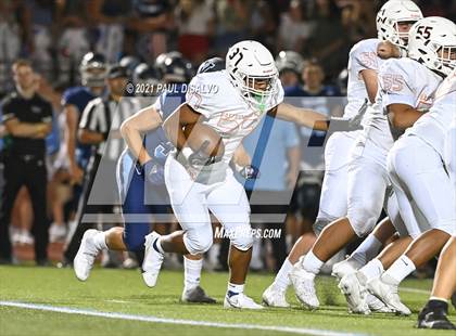 Thumbnail 3 in Eastside Catholic @ Valor Christian photogallery.