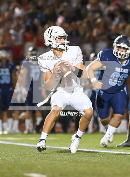 Thumbnail 1 in Eastside Catholic @ Valor Christian photogallery.