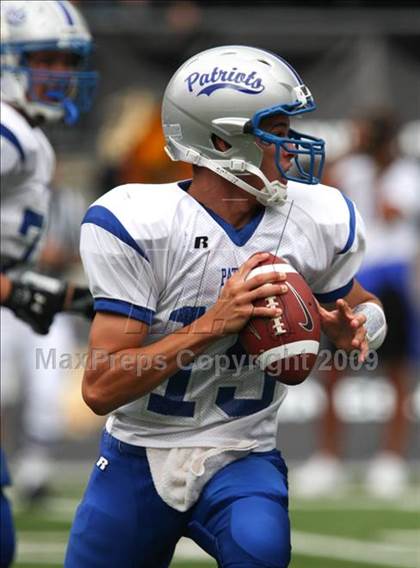 Thumbnail 2 in Olentangy Liberty vs. Coffman (Kirk Herbstreit Varsity Football Series) photogallery.