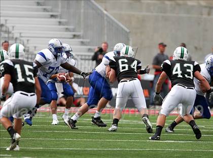 Thumbnail 3 in Olentangy Liberty vs. Coffman (Kirk Herbstreit Varsity Football Series) photogallery.