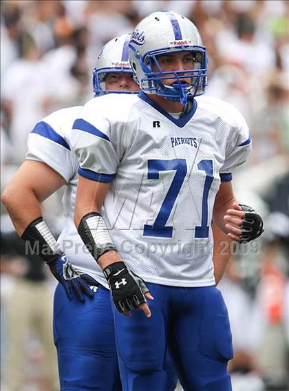 Thumbnail 3 in Olentangy Liberty vs. Coffman (Kirk Herbstreit Varsity Football Series) photogallery.