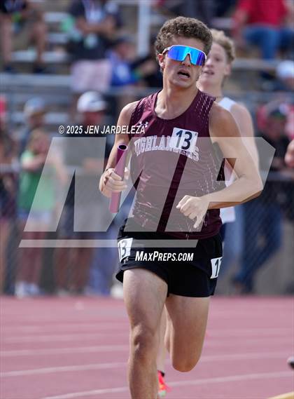 Thumbnail 1 in CHSAA Final 2A (4x800 Relay) photogallery.