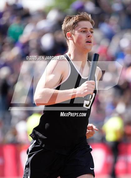 Thumbnail 3 in CHSAA Final 2A (4x800 Relay) photogallery.